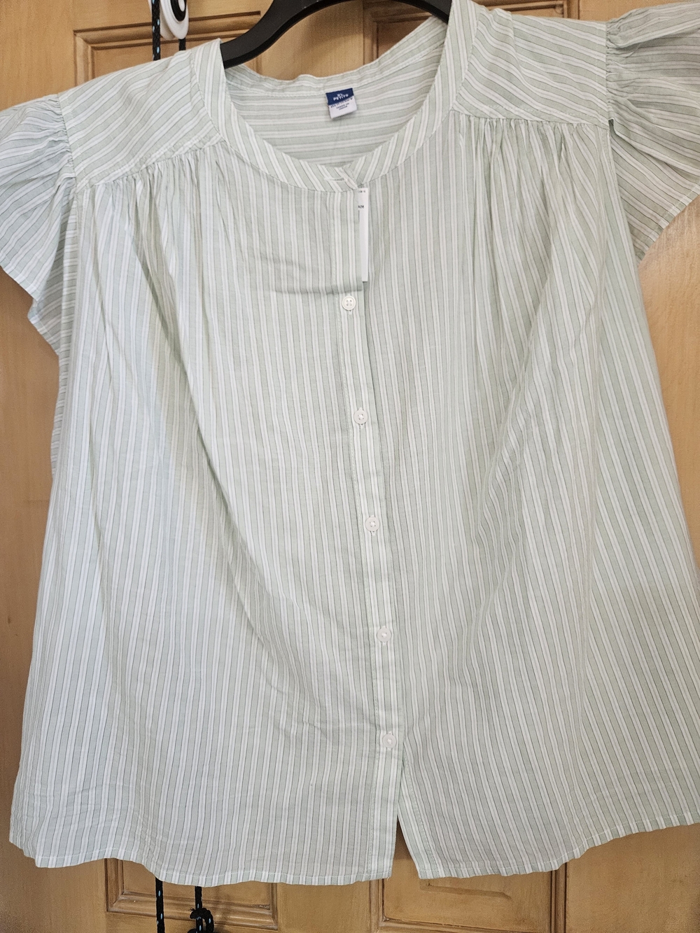 Old Navy Pale Green & White Striped Button-Front Women's Blouse - XLP